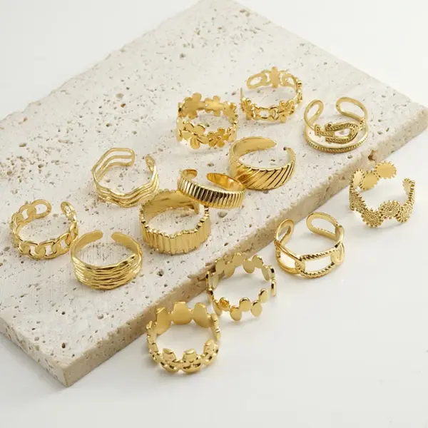 Wholesale Jewelry Retro Solid Color 304 Stainless Steel Titanium Steel 18K Gold Plated Plating Hollow Out Stainless Steel Rings