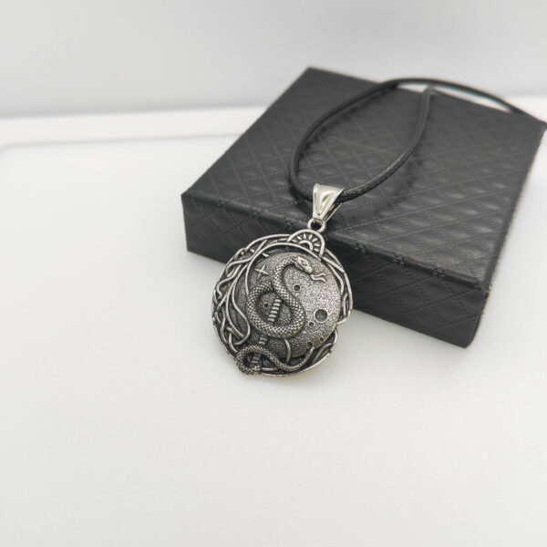 Wholesale New Punk Odin Trinity Celtic Knot Snake Pendant Necklace For Women, Men Hip Hop Party Jewelry