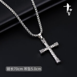 8249#Threaded cross necklace