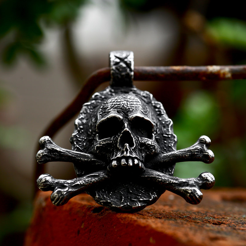 Wholesale Steel Warrior European and American Ethnic Style Titanium Steel Pendant Cross-border Retro Skull Head Pendant Men's Personality Jewelry