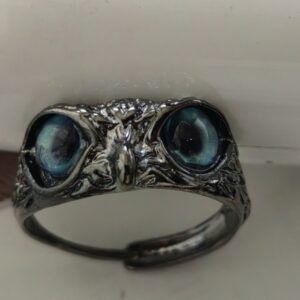 Gun black and green eyes