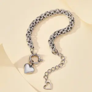 Silver / One Size / Red Heart