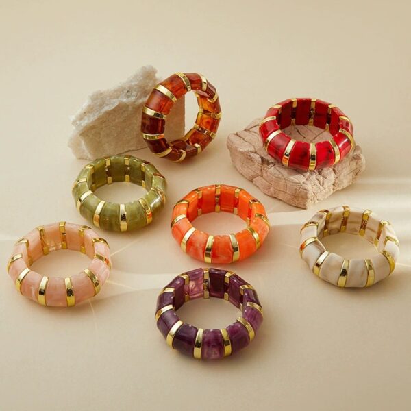 oly-0ab5dcf15b33e00edefcd599b8e97042 Wholesale Retro Resin Smudged Beaded Elastic Bracelet
