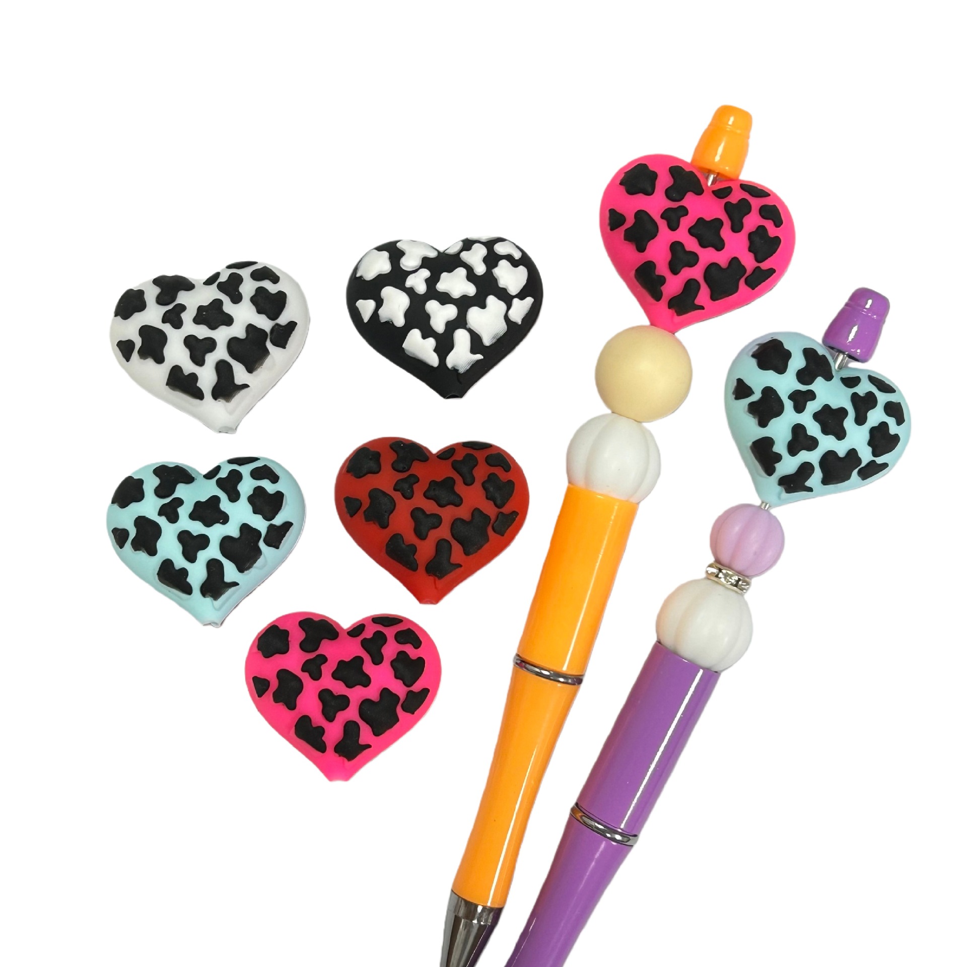 Wholesale Silicone heart-shaped leopard print beads, exy resin 3D card beads