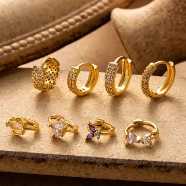 Wholesale 1 Piece Simple Style Classic Style Round Plating Inlay Copper Zircon 18k Gold Plated Ear Studs