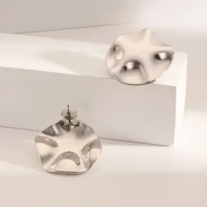 Pleated Round 2-Steel Color