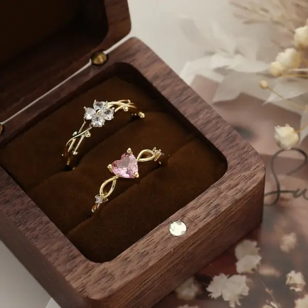 Wholesale Copper Four Leaf Clover Heart Shape Crown Rack Plated Zircon 18K Gold Plated Elegant Princess Cute Heart Flowers Butterfly Gold Silver Rings
