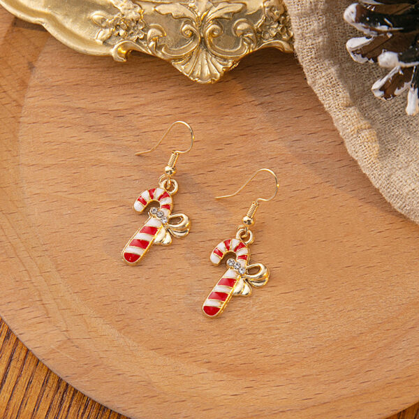 oly-0b5785f5f14b46bc6ecd342d5a985f21 Wholesale Candy Cane Bell Elk Earrings