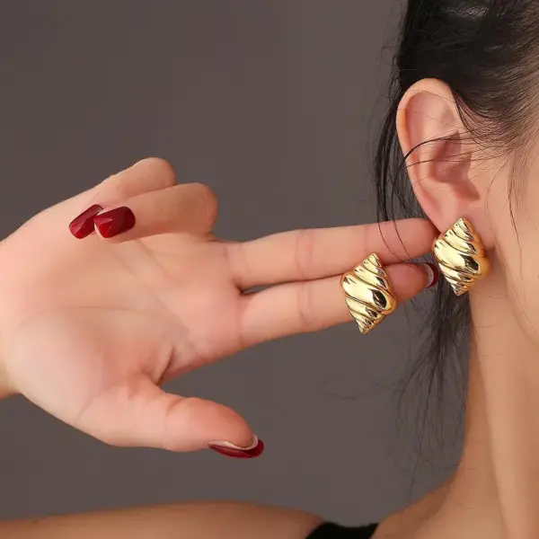 Wholesale 1 Pair Cute Novelty Streetwear Geometric Irregular 304 Stainless Steel Imitation Gold Electroplating Ear Studs