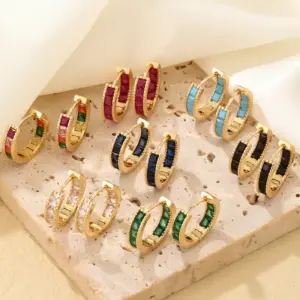 Wholesale 1 Pair Casual Vintage Style Simple Style Solid Color Inlay Copper Zircon Gold Plated Silver Plated Hoop Earrings