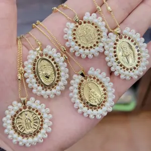 Wholesale Jewelry Casual Vacation Portrait Round Oval Copper Acrylic Pearl 18K Gold Plated Polishing Plating Necklace