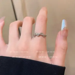 J961 Silver A / Adjustable Opening