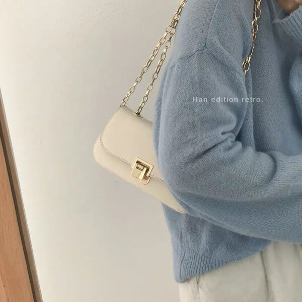 Wholesale French Crowdsourcing Bag Women's 2025 Cross-border Trendy Retro Underarm Bag High-end Western-style Chain Bag All-match Crossbody Bag