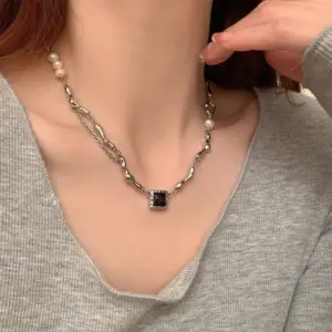 XL6-1 / Black