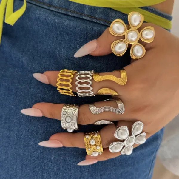 Wholesale New Stylish Wide Face Ring 316 Stainless Steel Sold Well Floral Exaggerated Design Fashionable Women's Jewelry Accessory