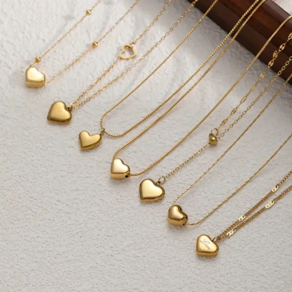 Wholesale Jewelry Simple Style Heart Shape Titanium Steel Pendant Necklace Cable Chain Snake Chain