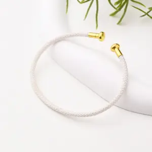Adjustable Bracelet (Creamy-white) / 3mm (Inner Diameter: 60x45mm) / 1 Strand/Package