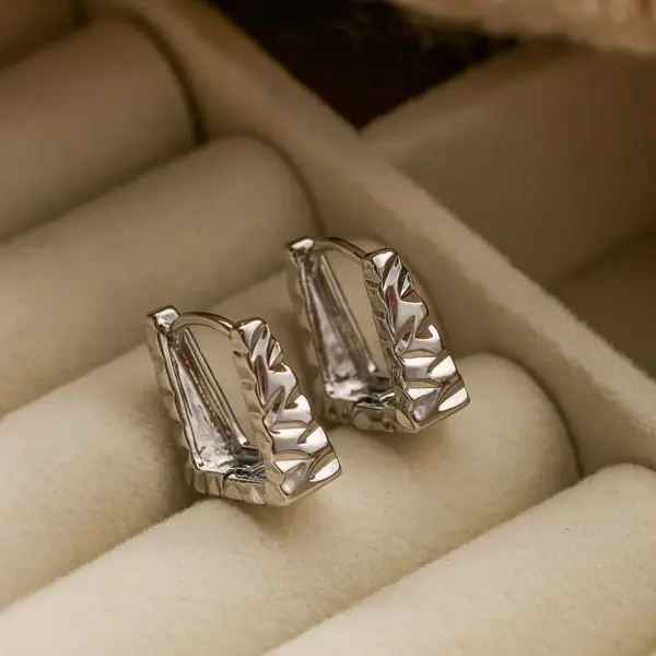 Wholesale 1 Pair Vintage Style Simple Style Geometric Plating Copper 18k Gold Plated Earrings