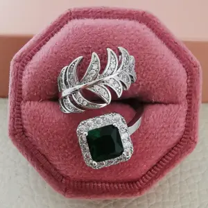 R6766-Green / Adjustable Opening