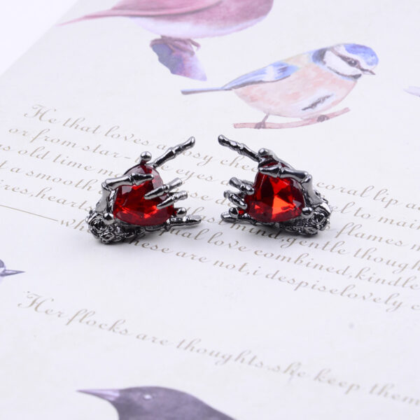 oly-0bf8c02880e2e952e0c69a6e243ce5e9 Wholesale Dark punk diamond heart necklace earrings