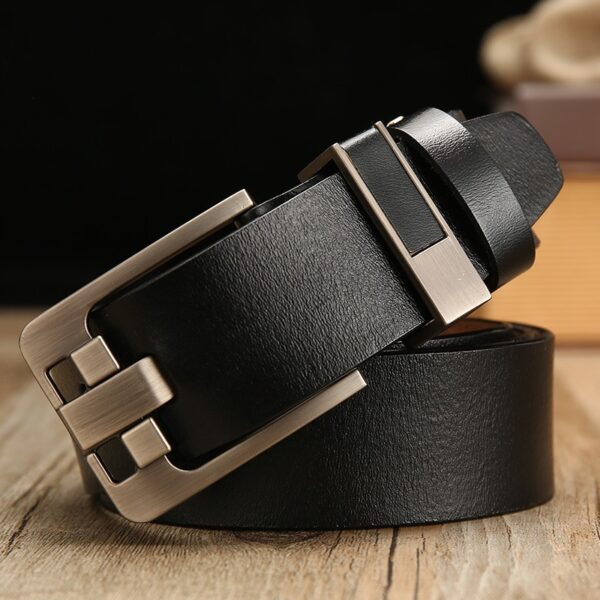 Wholesale New leather belt men European and American retro pinhole buckle leather leather belt casual business Joker belt a