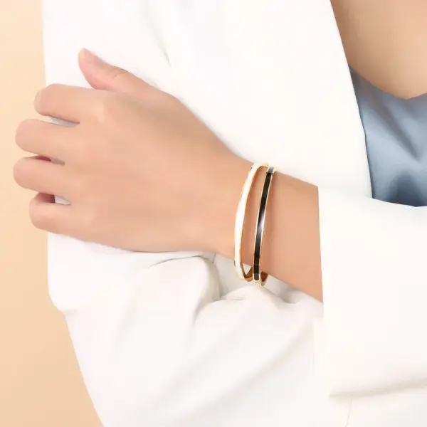 Vacuum Plating Real Gold Plated 18K Circle 304 Stainless Steel Titanium Fashion Waterproof Non Tarnish Bangle