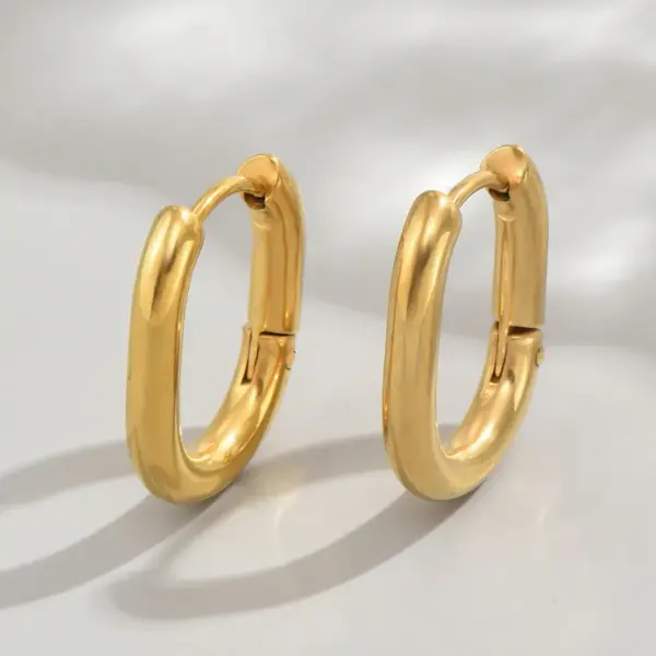 304 Stainless Steel Triangle Circle Heart Shape Electroplated Golden Plated Simple Style Enamel Hoop Earrings