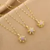 Wholesale Real Gold Plated Snowflake 304 Stainless Steel Elegant Waterproof Non Tarnish Pendant Necklace