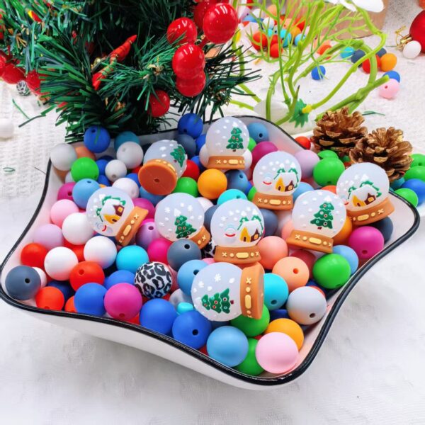 Wholesale 3D Christmas Cartoon Focus Beads DIY Silicone Beads