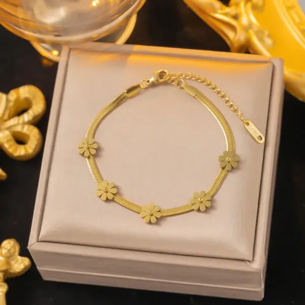 Wholesale Simple Style Flower Titanium Steel Plating Bracelets Necklace