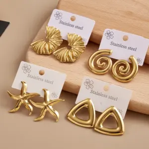 Wholesale Triangle Star Spiral Folded 304 Stainless Steel Electroplated Earrings Fashionable Casual Minimalist Style Women's Jewelry
