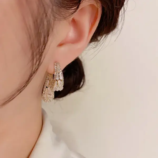 Wholesale 1 Pair Ig Style Shiny Geometric Plating Inlay Copper Zircon 14k Gold Plated Drop Earrings