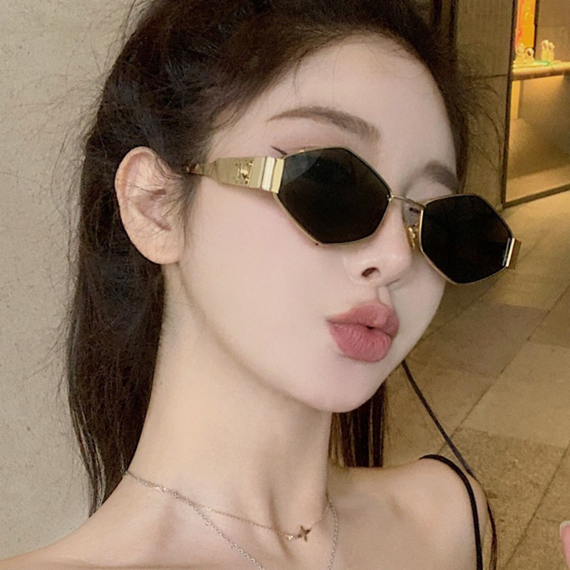 Wholesale Diamond-Shaped Sunglasses for Women 2024 New Metal Sunglasses Korean Style Personalized Small Frame Sunglasses for Photo Taking Concave Shap