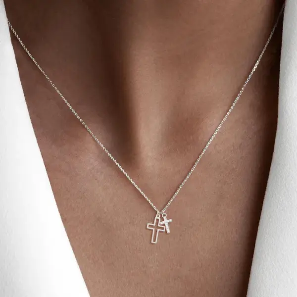 Wholesale PVD Coated Real Gold Plated Cross 201 Stainless Steel 304 Stainless Steel Copper Simple Style Classic Style Waterproof Non Tarnish 201 Stainless Steel Pendant Necklace
