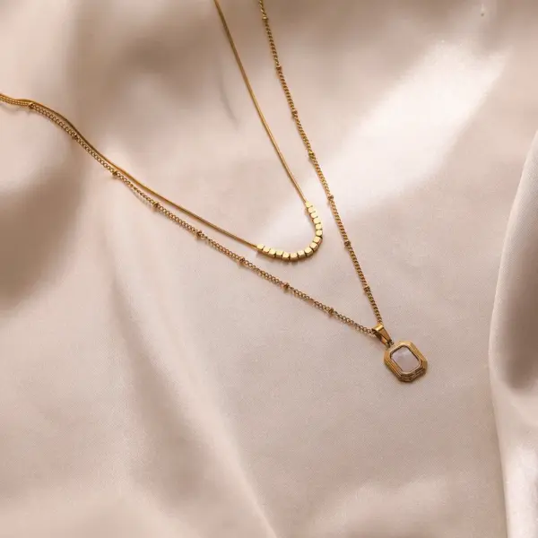 Wholesale PVD Coated 18K Gold Plated Geometric 304 Stainless Steel Vintage Style Simple Style Commute Waterproof Non Tarnish 304 Stainless Steel Pendant Necklace