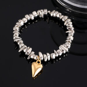 11 white k heart (bracelet) 10485