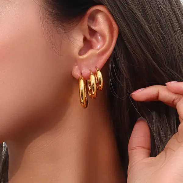 PVD Coated Real Gold Plated 18K Gold Round 304 Stainless Steel Fashion Waterproof Non Tarnish Hoop Earrings