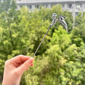 Silver skull hairpin