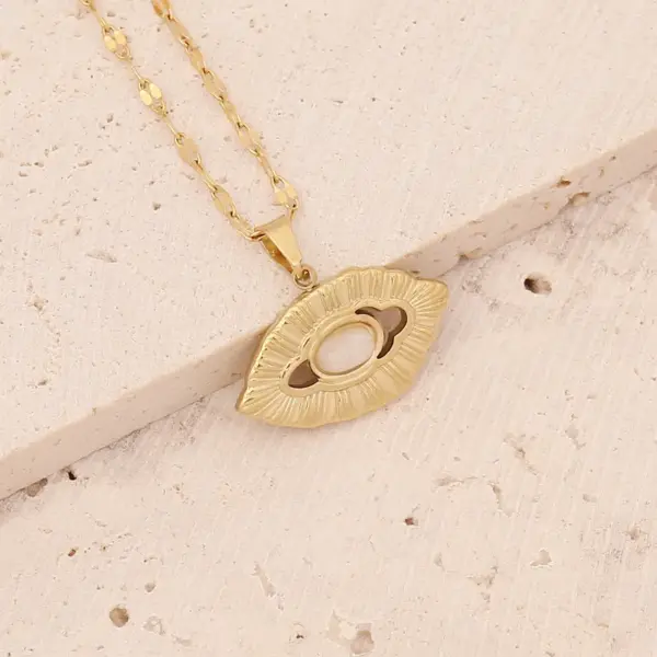 Wholesale Fashion Portrait Geometric Owl Stainless Steel Plating Inlaid Zircon 18K Gold Plated No Inlaid Pendant Necklace