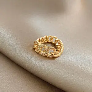 J409 Gold~Zirconia Thick Chain Ring