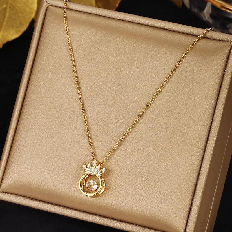 Wholesale Stainless Steel Elegant Simple Style Plating Inlay Leaf Four Leaf Clover Insect Zircon Pendant Necklace