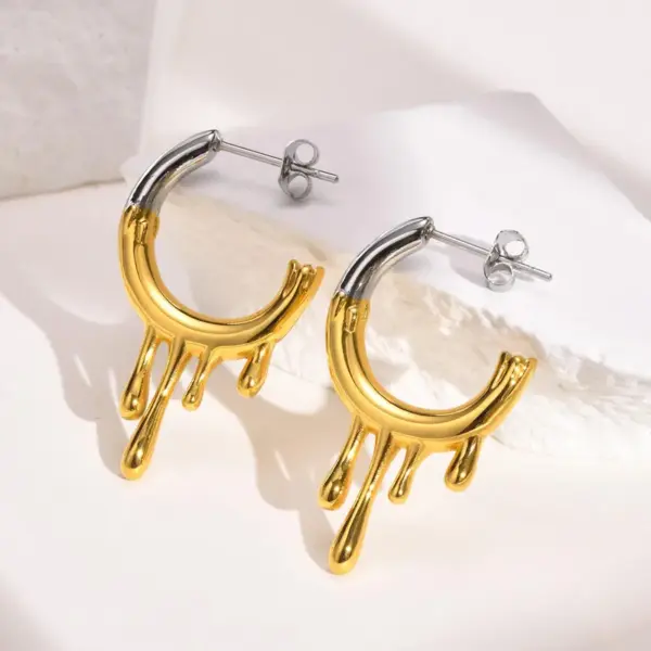 Wholesale 1 Pair Fashion C Shape Plating 201 Stainless Steel Stainless Steel Earrings