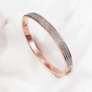 Rose / Gold