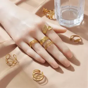 Wholesale 304 Stainless Steel Circle PVD Coated Rhinestones 18K Real Gold Plated Simple Style Waterproof Non Tarnish Inlay Open Rings