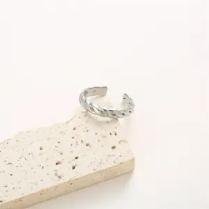A052Y / Adjustable Opening