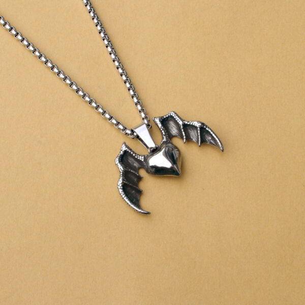 Wholesale Bat Love Cross Necklace with Stainless Steel Necklace for Pendant Clavicle Chain