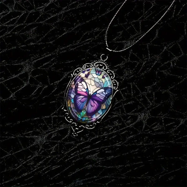 Wholesale Stunning Butterfly Pendant Necklace-Vibrant Purple Shades Exquisite Pattern Jewelry