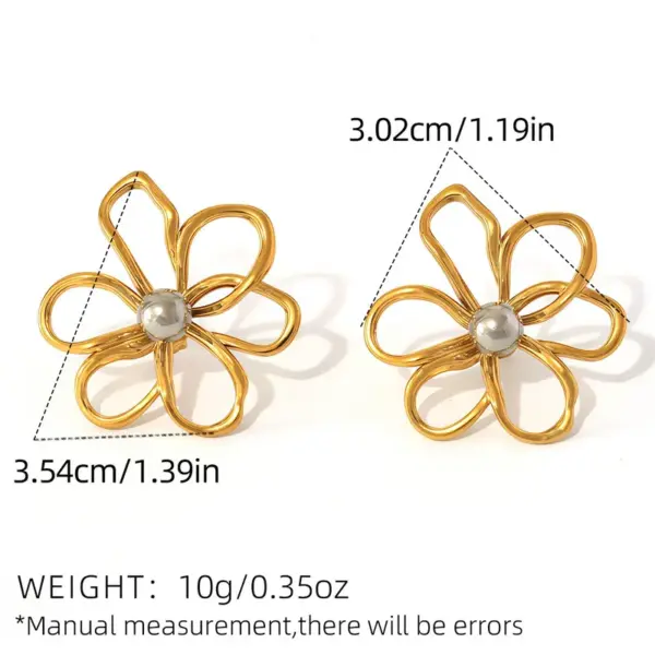Wholesale Ion Plating (IP) Real Gold Plated 18K Gold Flower 304 Stainless Steel Sweet Simple Style Waterproof Non Tarnish Ear Studs
