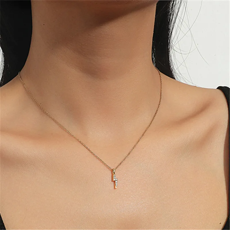 Wholesale Jewelry Diamond Lightning Pendant Titanium Steel Necklace Nihaojewelry
