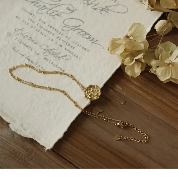 Wholesale Retro Flower Titanium Steel Plating Pendant Necklace 1 Piece